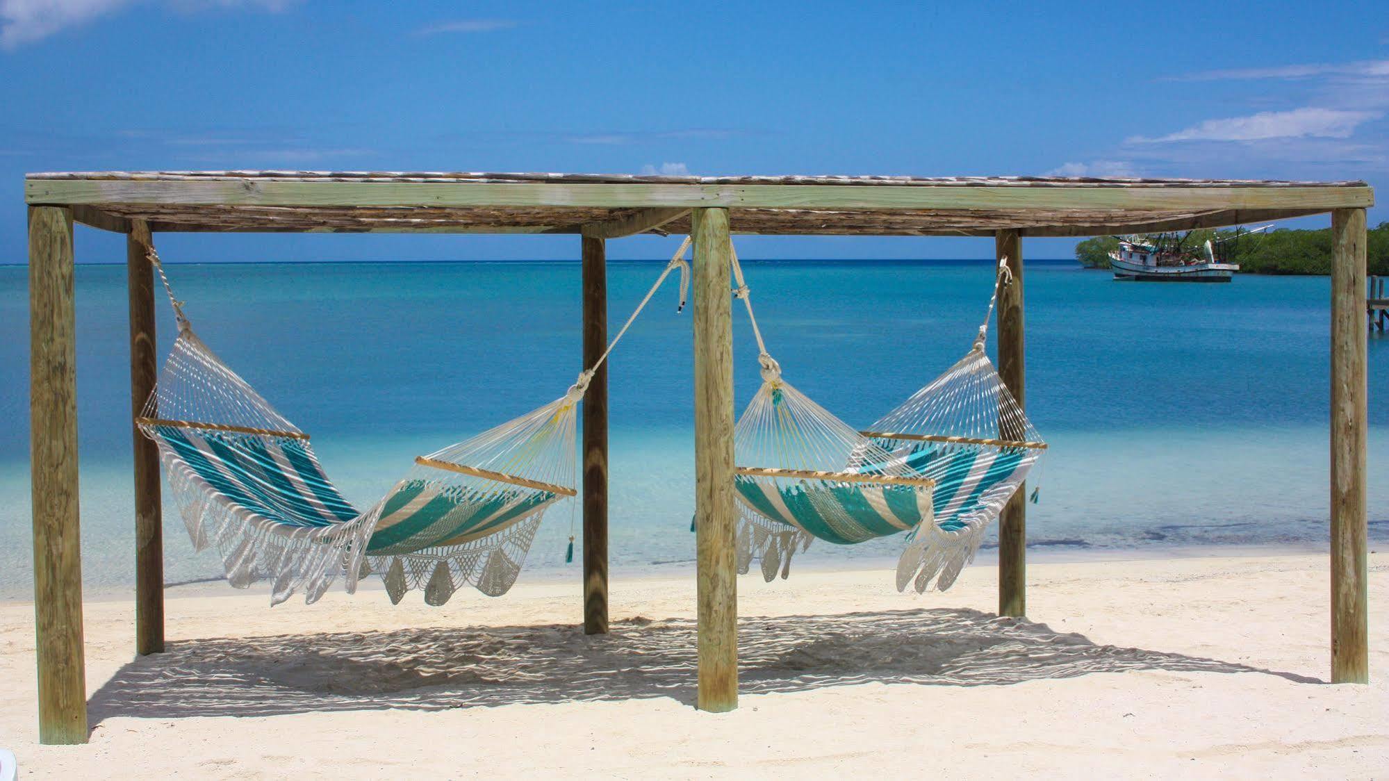 Turquoise Bay Dive & Beach Resort Juticalpa  Exterior photo