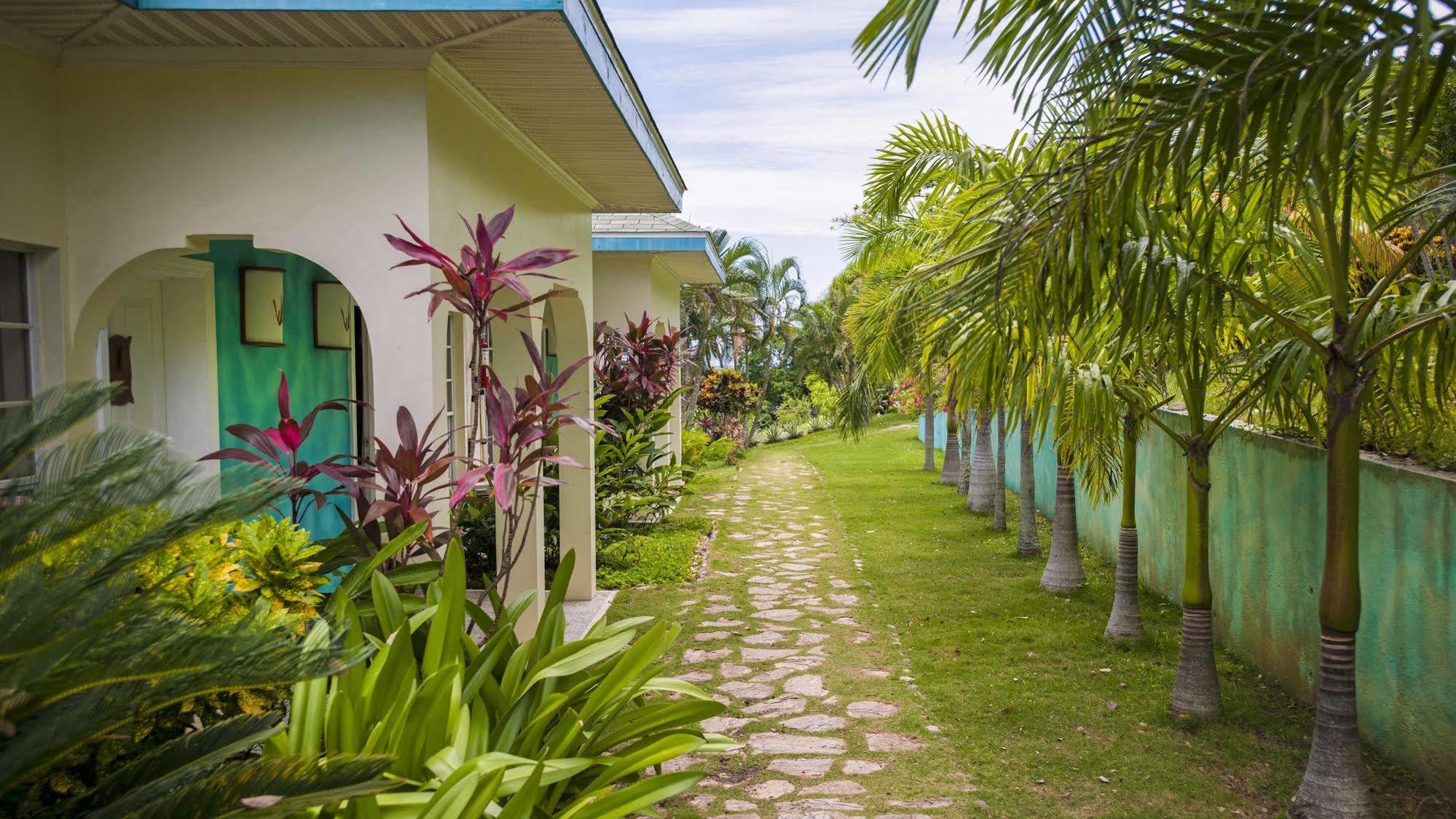 Turquoise Bay Dive & Beach Resort Juticalpa  Exterior photo